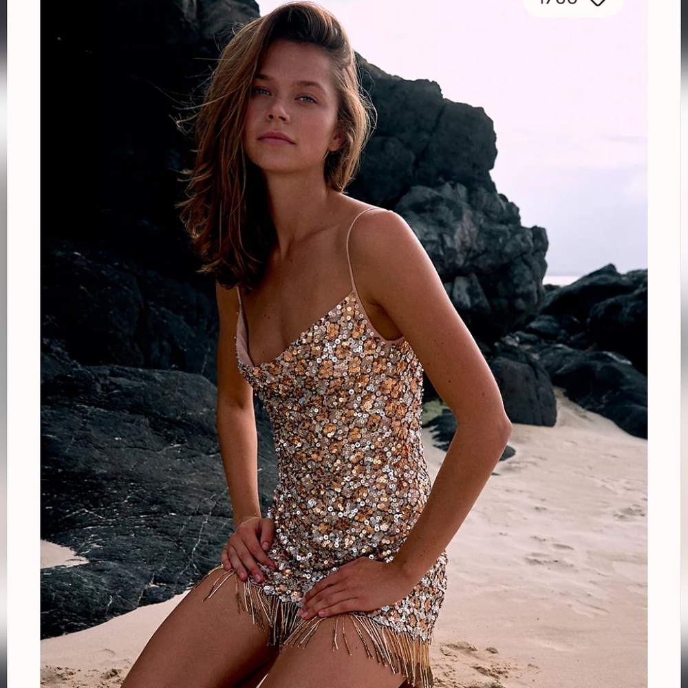 Love strong sequin mini dress